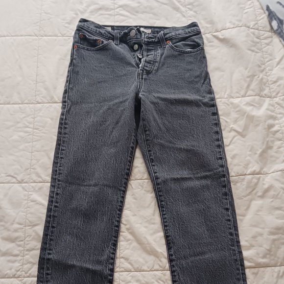 Assorted Levi's - Picture 3 of 3